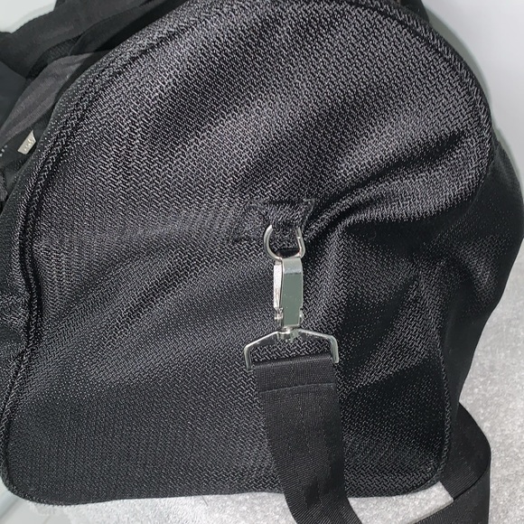 Giorgio Armani Duffle Bag with Shoulder Strap, Black in Colour - Picture 9 of 16